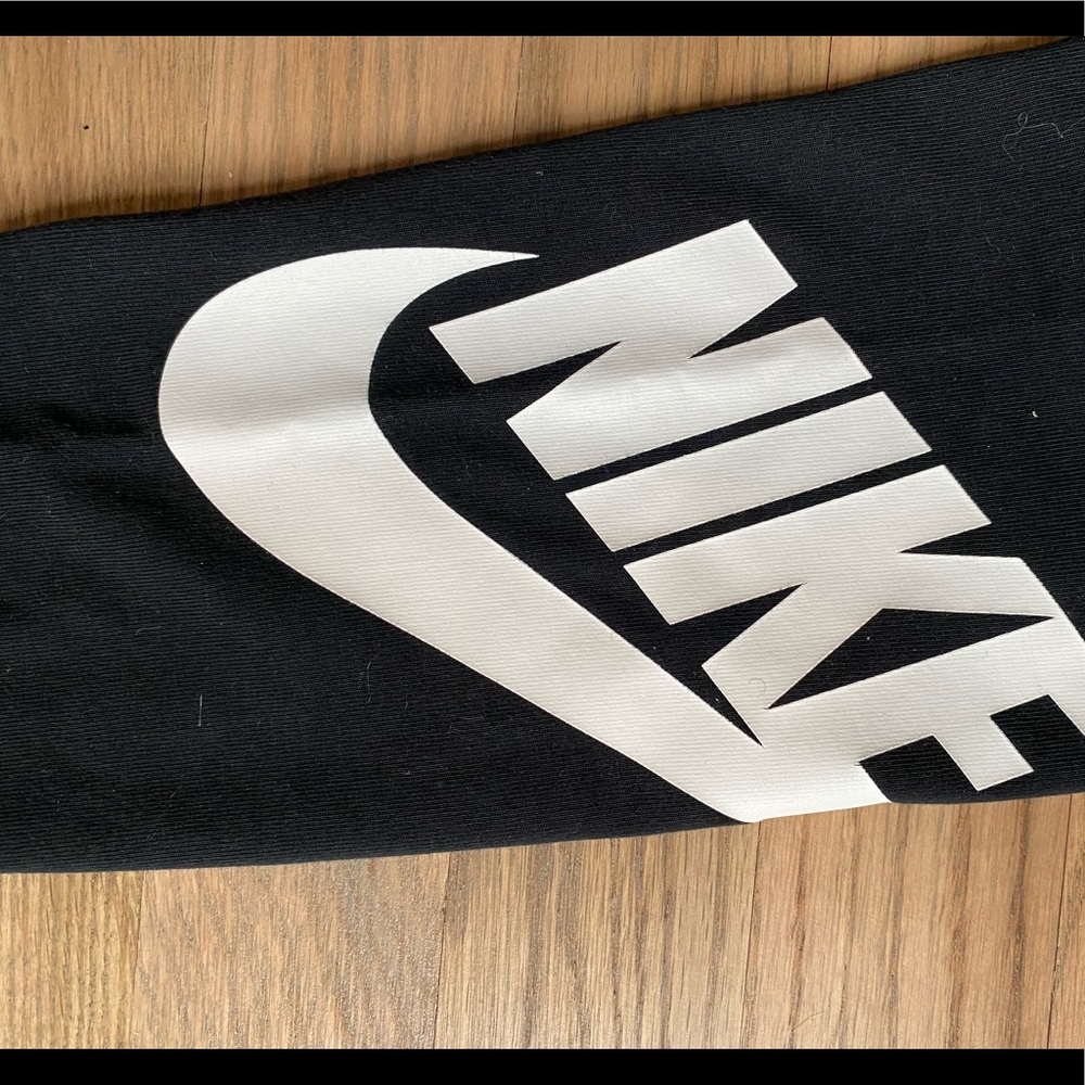 Nike Workout Pants - image 4